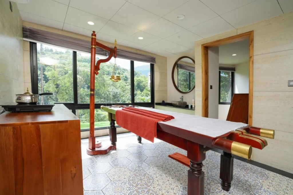 Vyna Hillock Resort