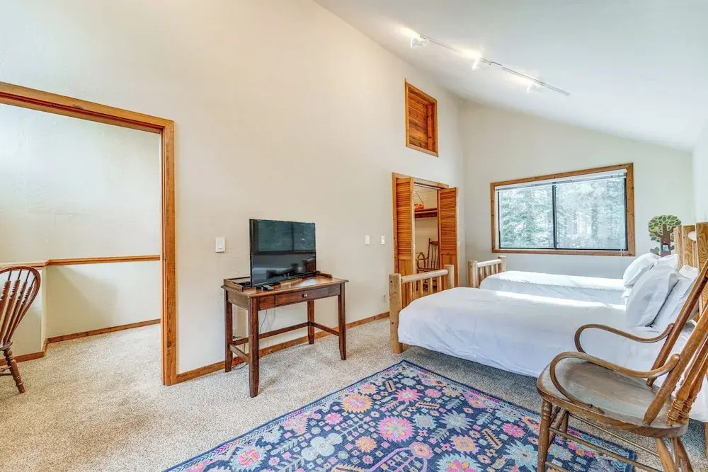 Family-friendly Truckee Cabin in Tahoe Donner!