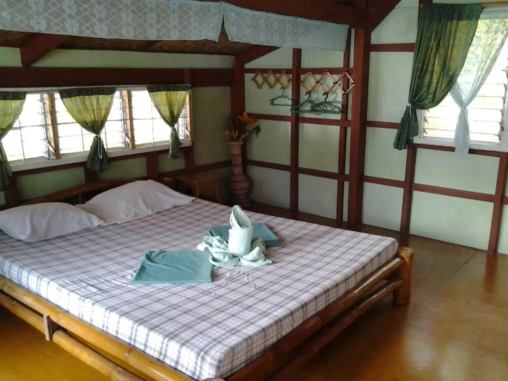Casa de la Playa Beach Resort