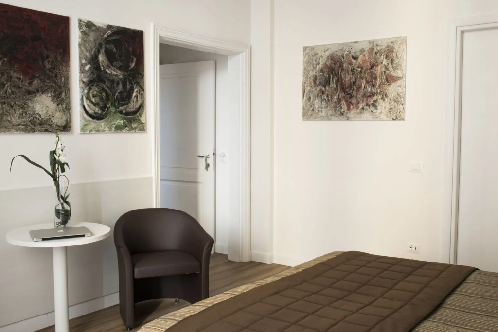 Suite Deal