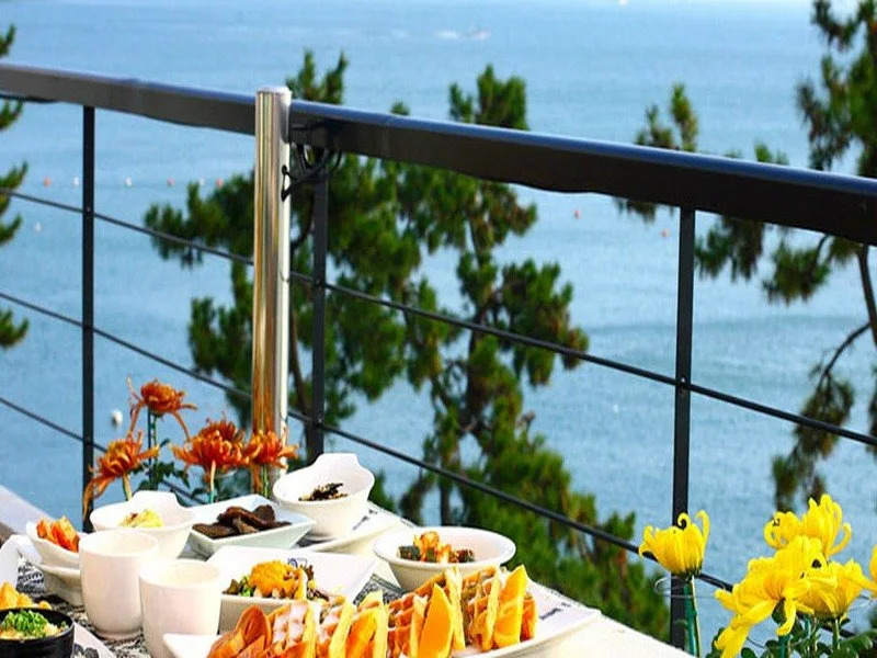 Ara Club Pension