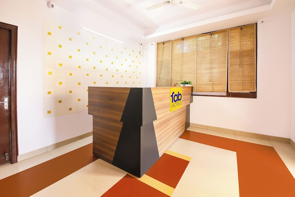 FabHotel 9 Palm