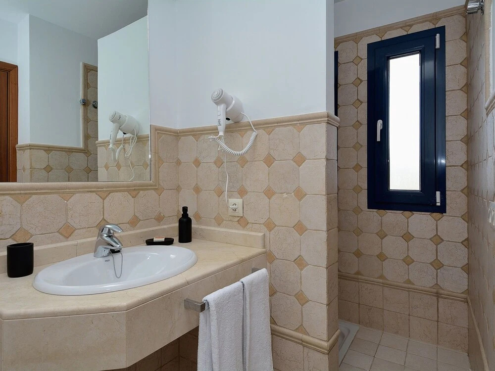 Comfortable, Attached Holiday Home With Private Pool and Near the sea