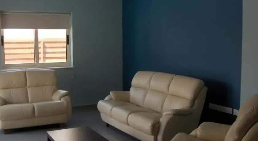 Sunny Villa