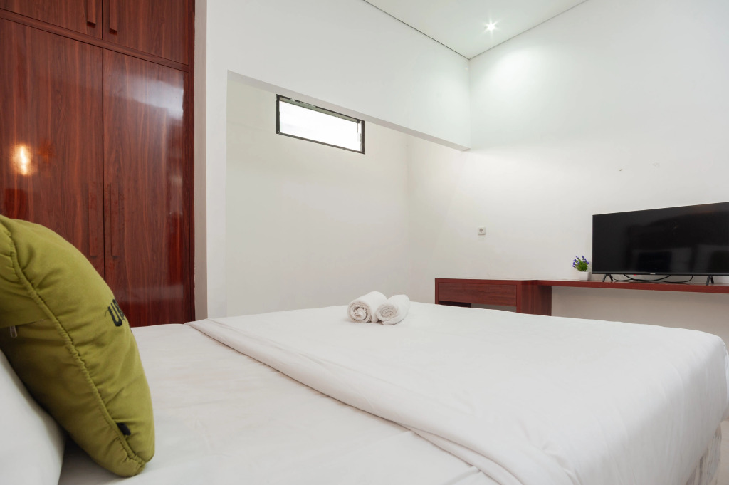 Urbanview Hotel Amarilis Sentul Bogor by RedDoorz