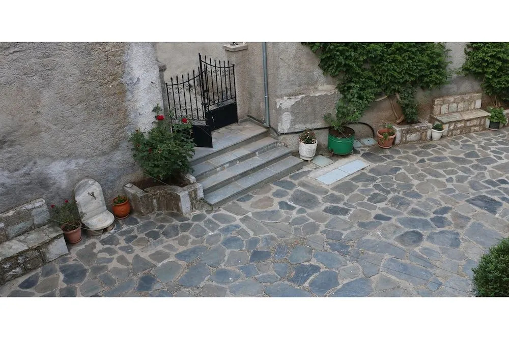 Maleatis Apollo Guesthouse