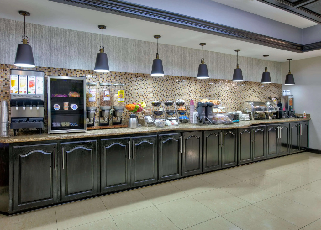 La Quinta Inn & Suites by Wyndham Little Rock - Bryant