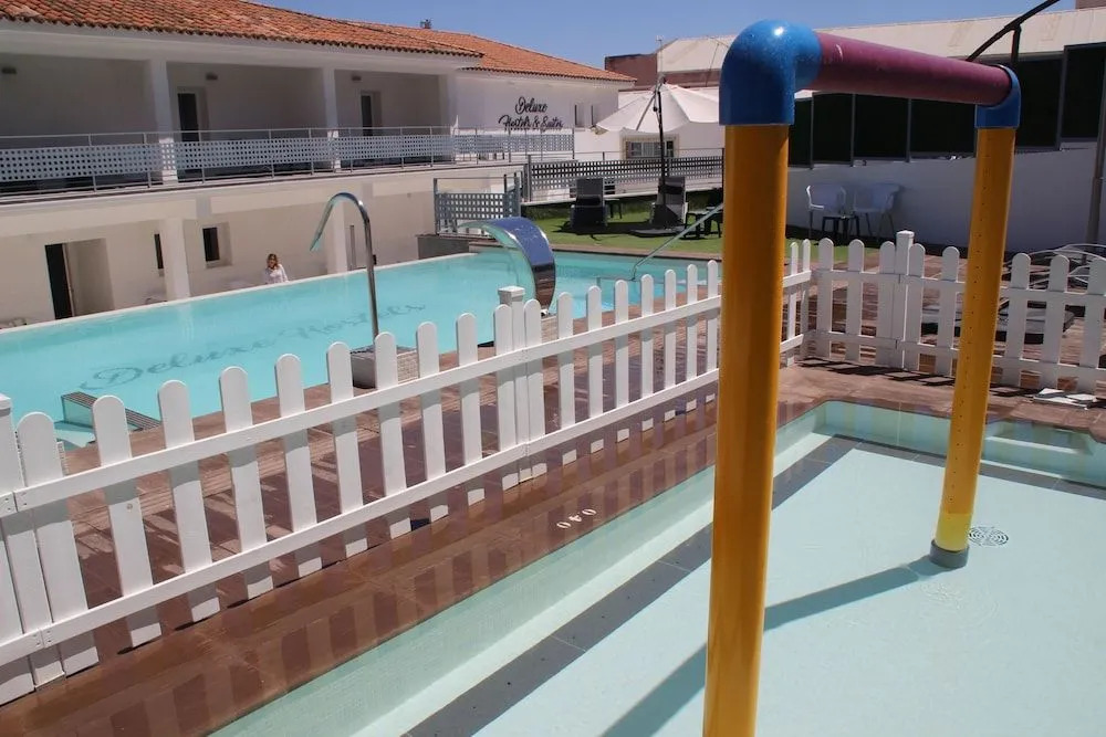 Deluxe Hostels & Suites Merida