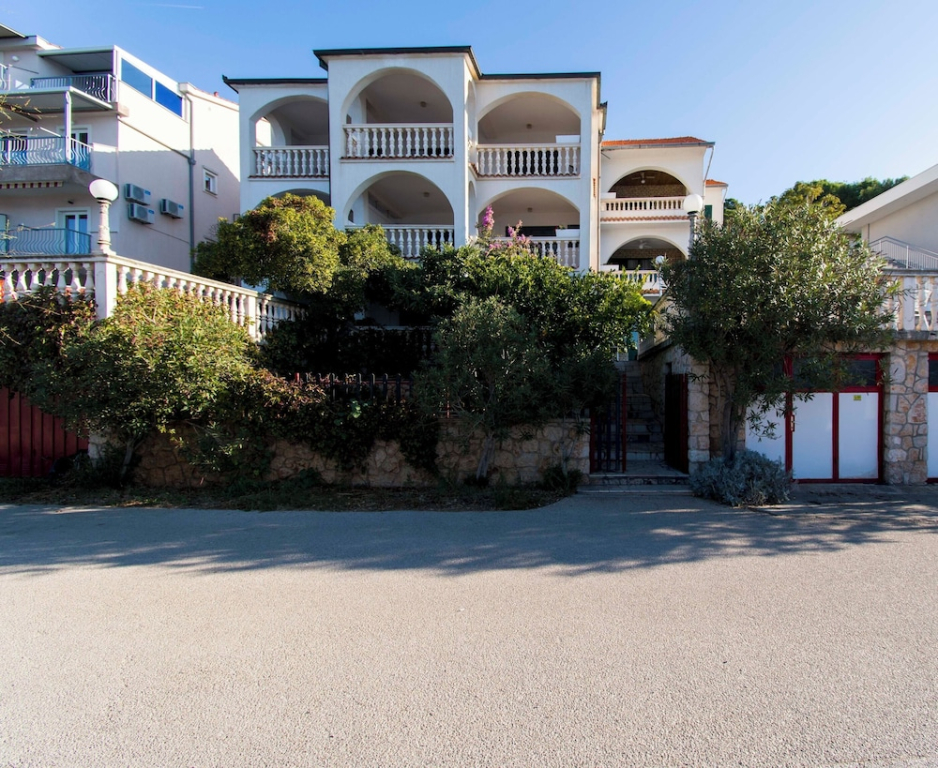 Apartments Ive