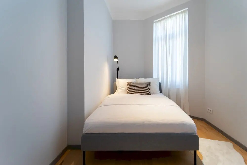 Beautiful and Sunny 2bdr Apartment