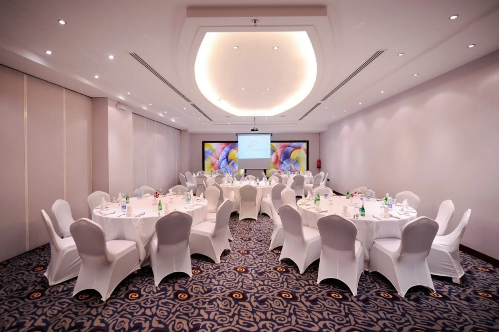 Qaser Alhamra Hotel Riyadh