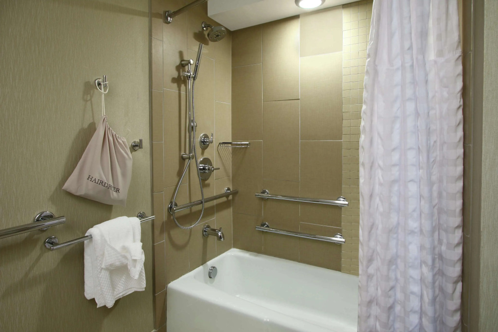 Doubletree by Hilton Newark