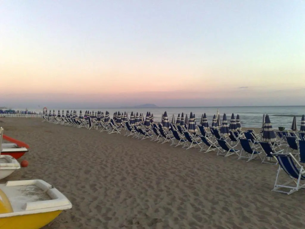 Marina Club Hotel