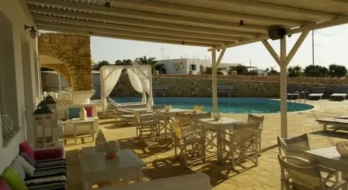 Paradise Hotel