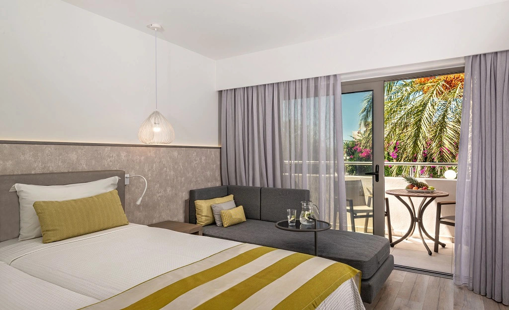 Minos Mare Hotel