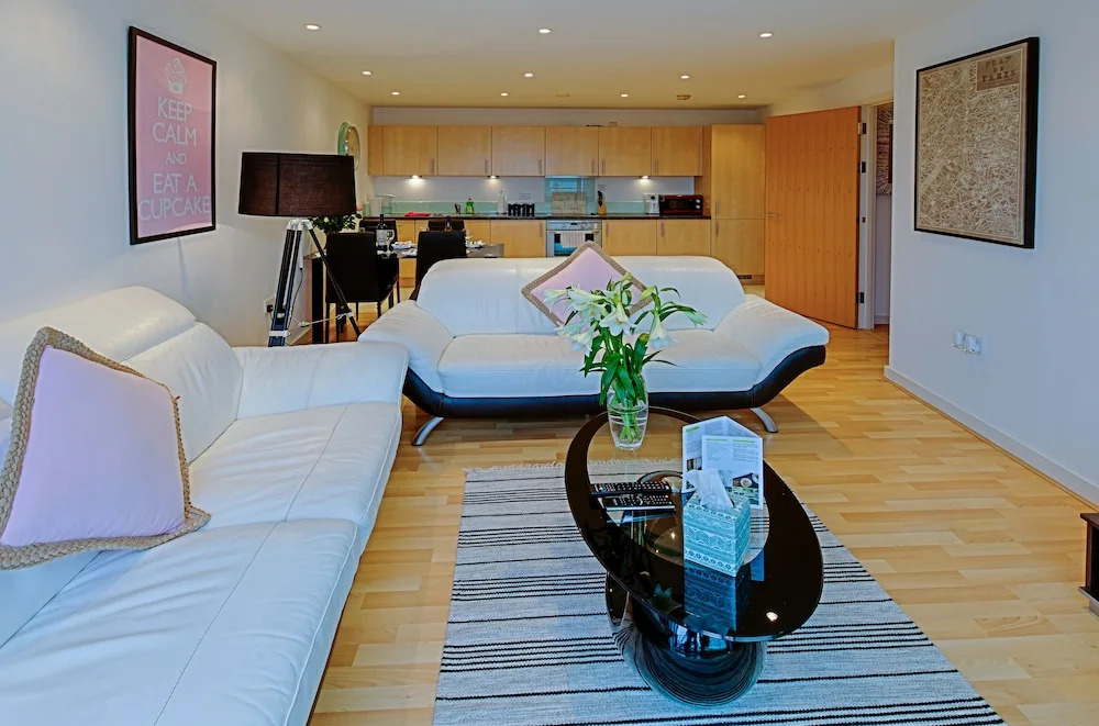 Gunwharf Quays Harbour Apartments