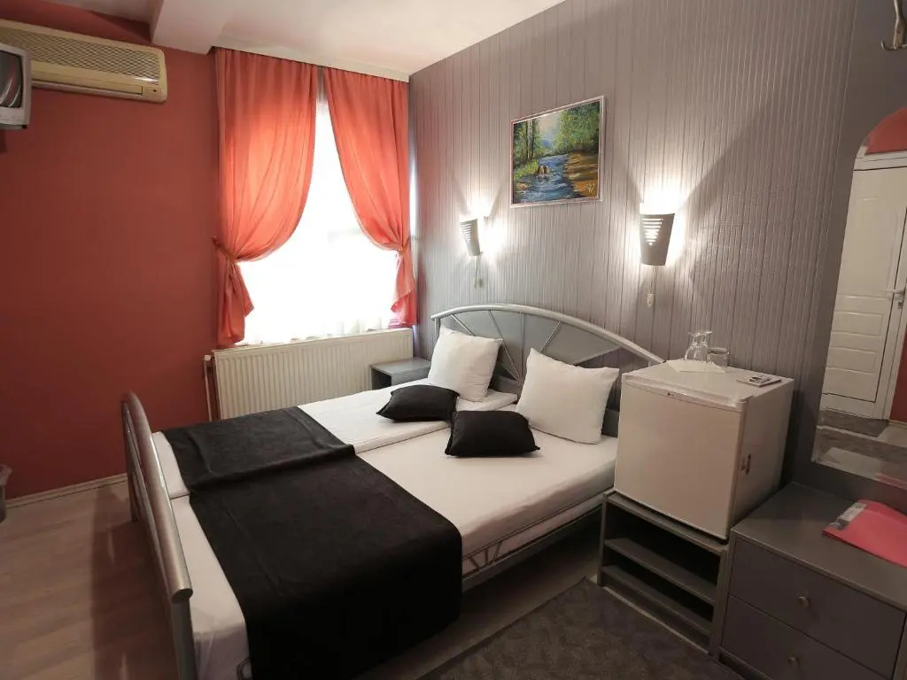 Hotel Ženeva