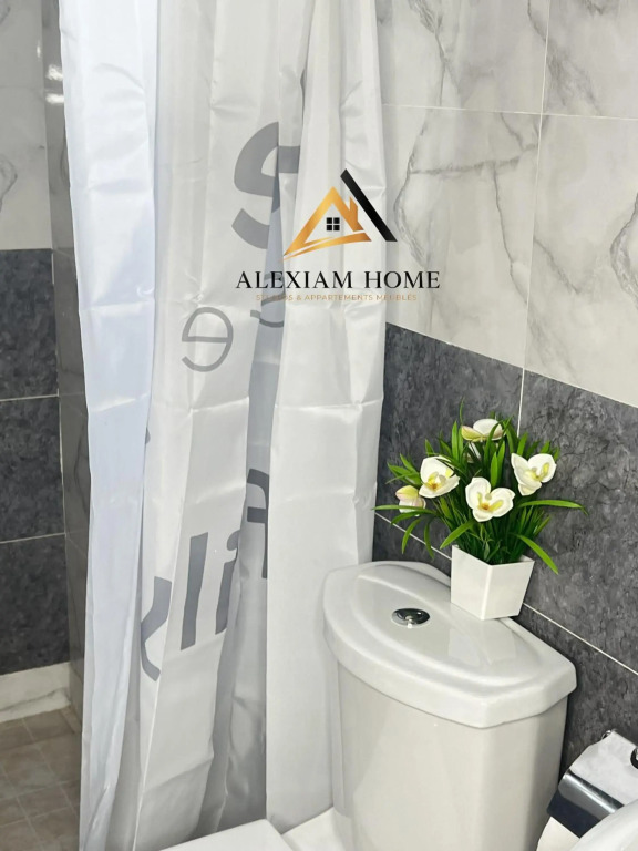 Studio Moderne et Chic