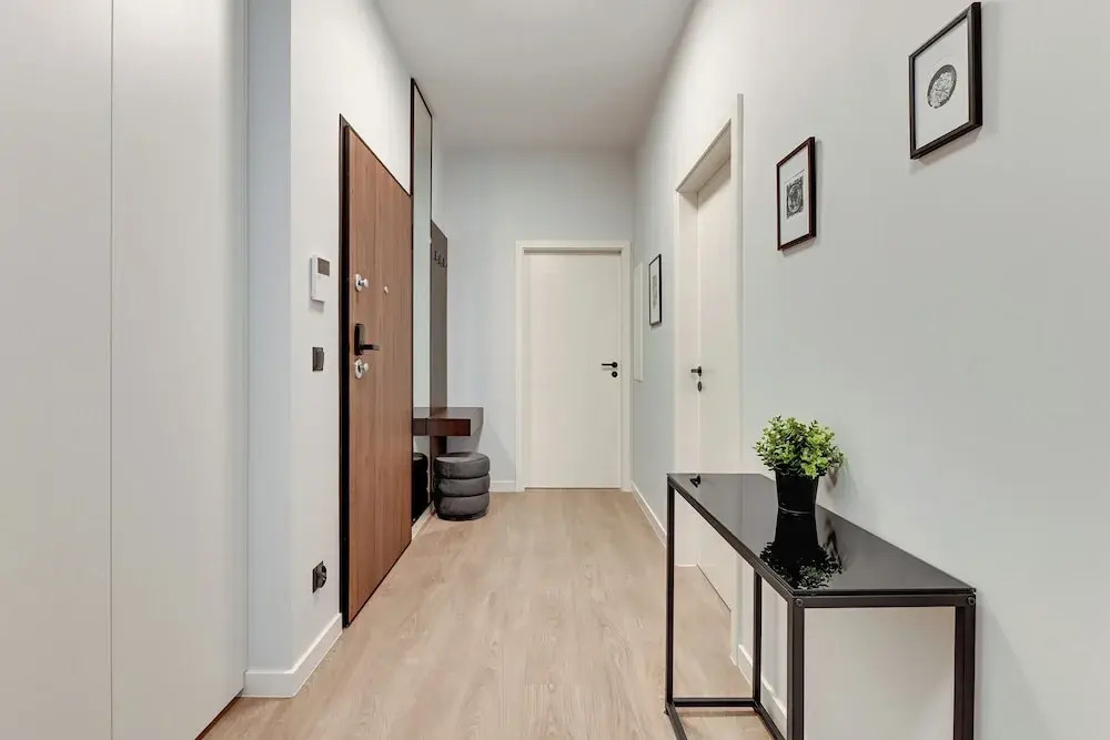 Scala City Center Apartments with Parking by Lion Apartments