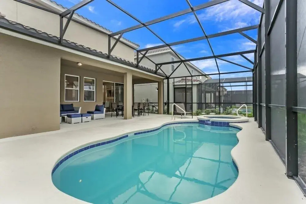 7028oakwood 6 Bedroom Villa by Redawning