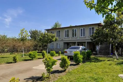 Alik House