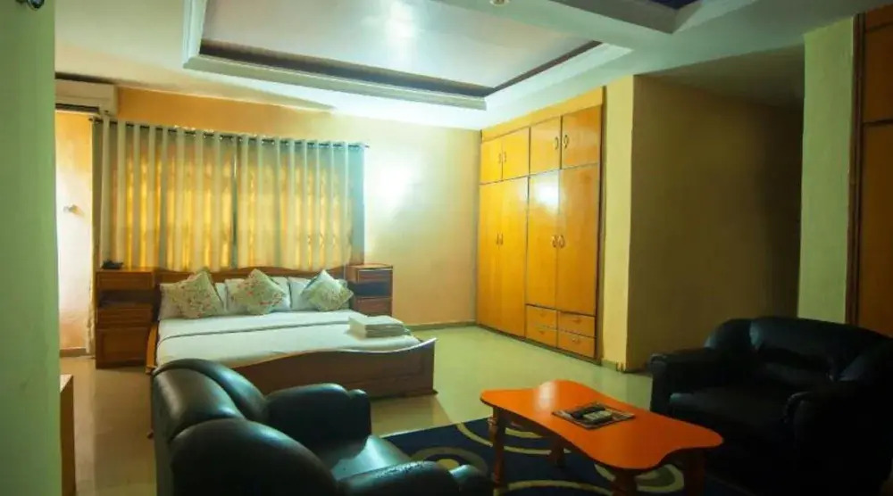 Laropa Hotels And Suites