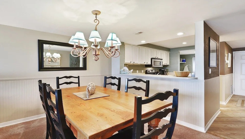 442 Captains Walk Villas 2 Bedrooms 2 Bathrooms Condo