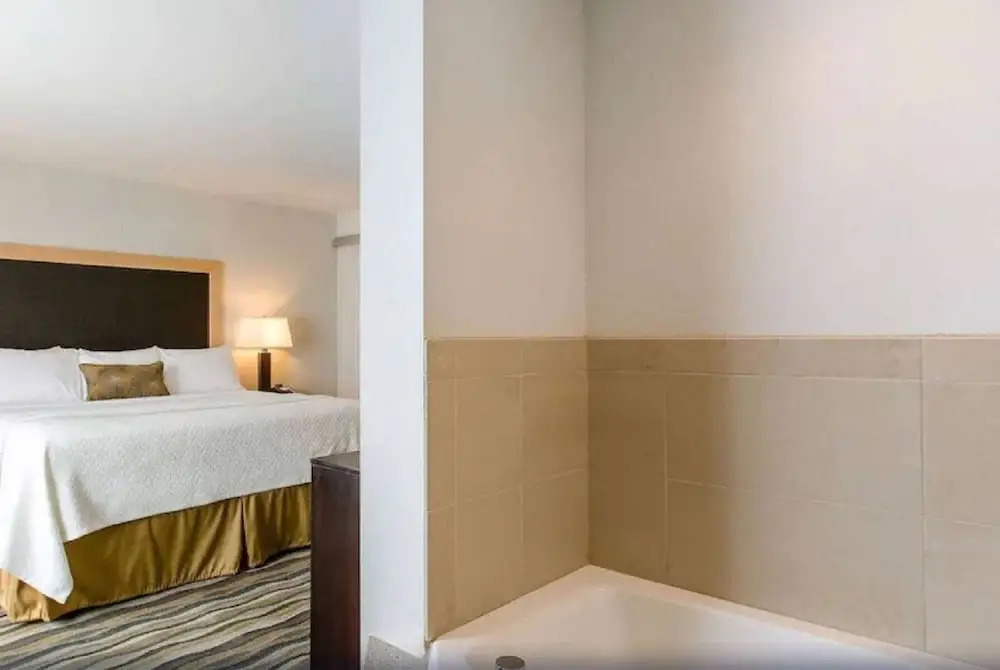 Cambria Suites Avon - Cleveland