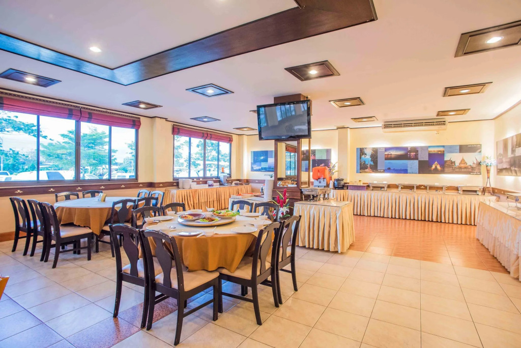 Bunjongburi Hotel
