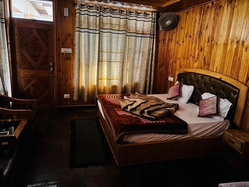 Fusion Guest House And Cafe