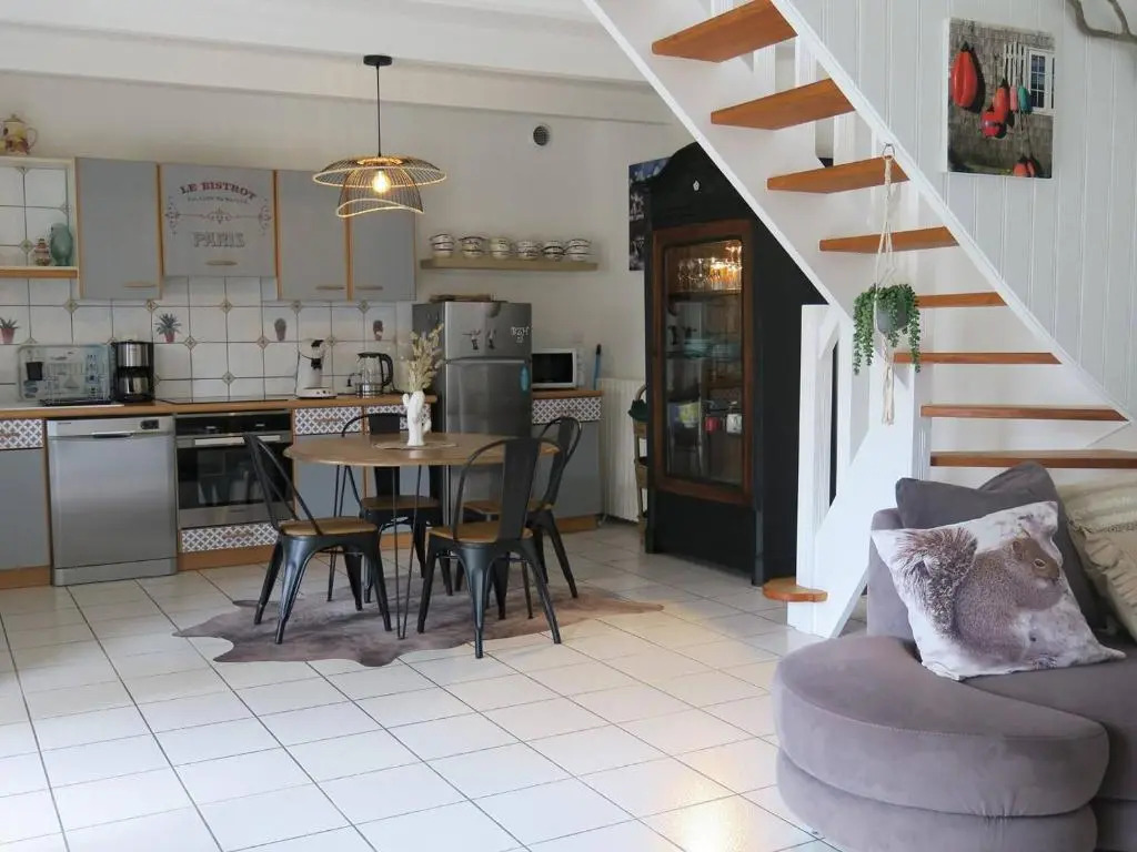 Maison de charme avec WIFI, jardin clos, véranda, à 350m du port à Perros-Guirec - FR-1-368-254