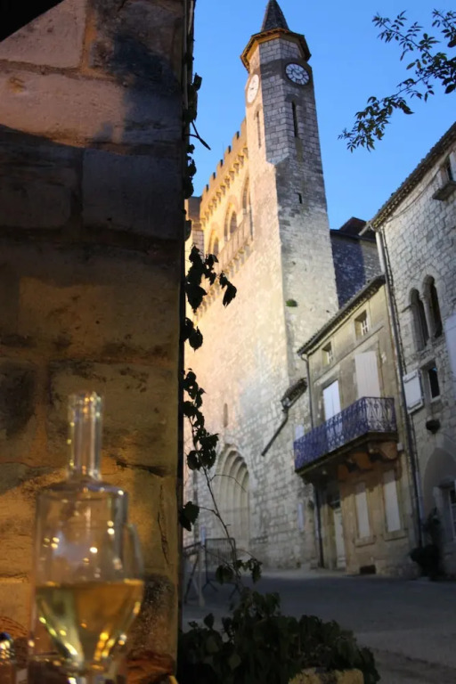 Lø.F.T Ô Village
