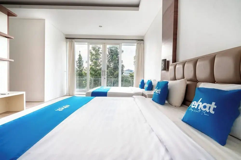 Rehat at Villa Golf Island Dago Resort II