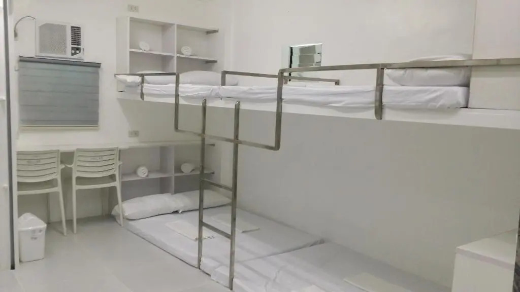ERVoruto Hostel Makati