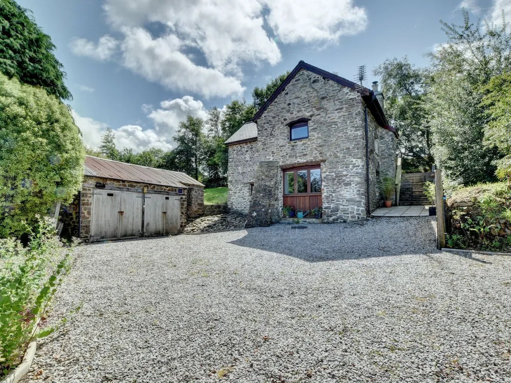 Rustic Holiday Home in Lynton with Garden near Malmsmead