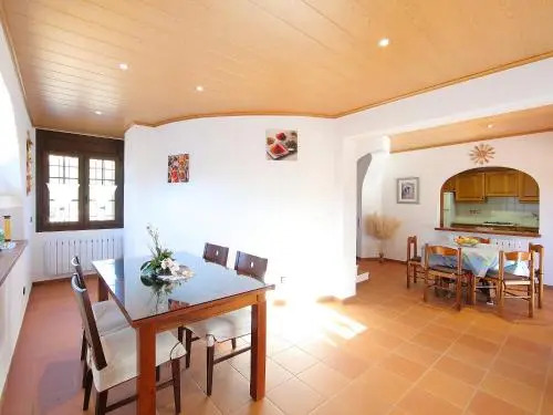 Holiday Home Cabanyes B23