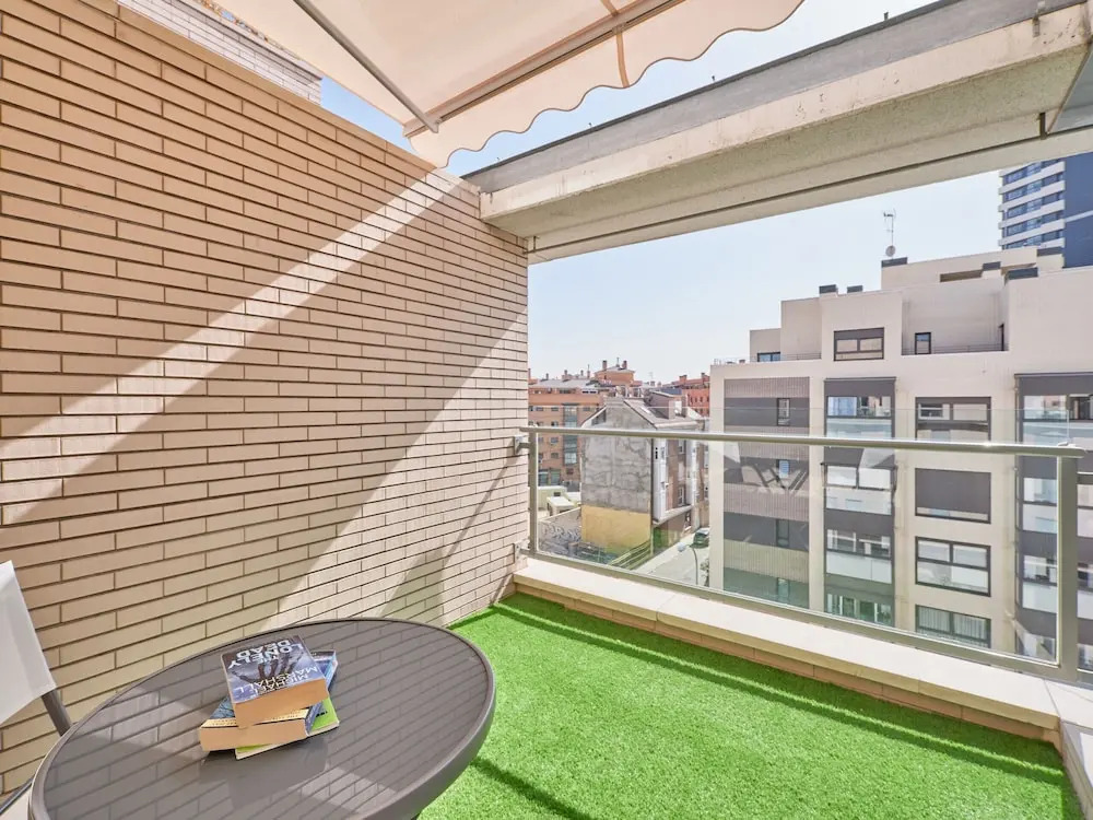 Apartamento con terraza Barrilero by My City Home