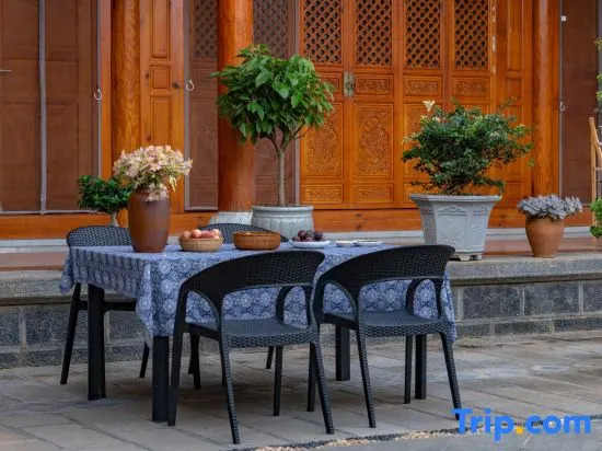 Xizhu Homestay (Shaxi Ancient Town Branch)