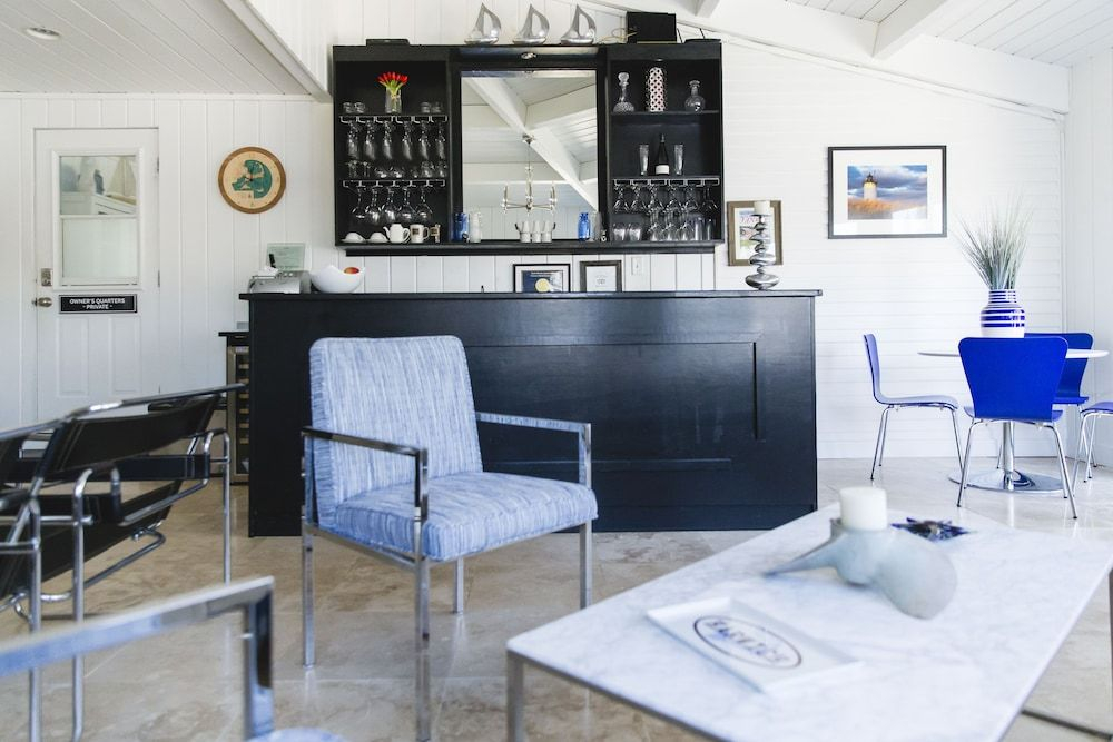 The Platinum Pebble Boutique Inn