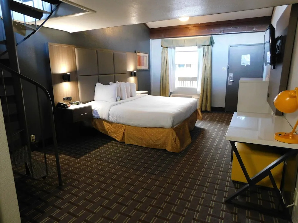 Days Inn And Suites Downtown Gatlinburg Parkway
