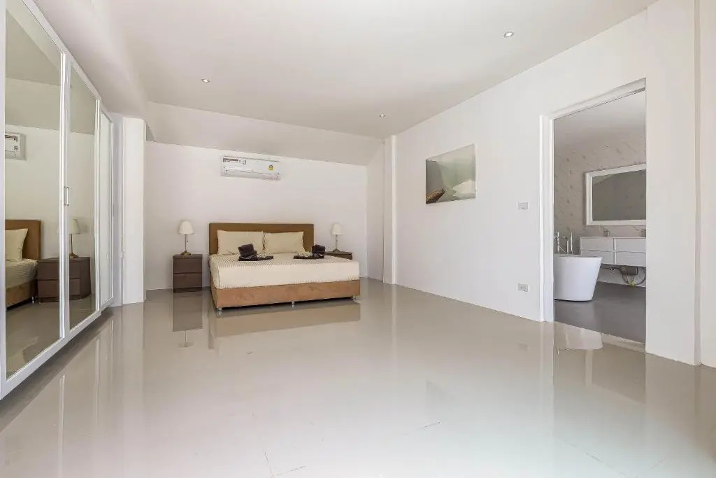 Amazing Private 6 Bedroom Pool Villa ED60