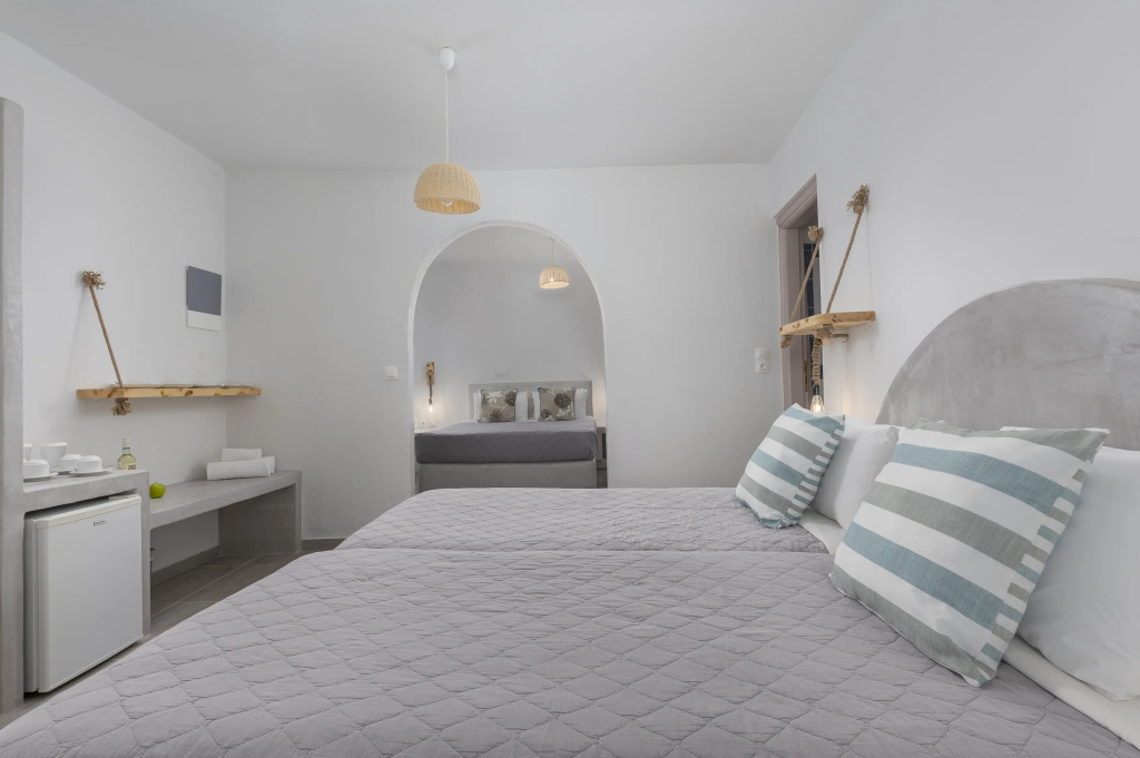 Gizis Cliffside Suites