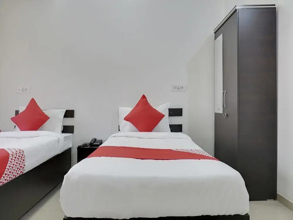 Hotel Royal Inn By OYO Rooms