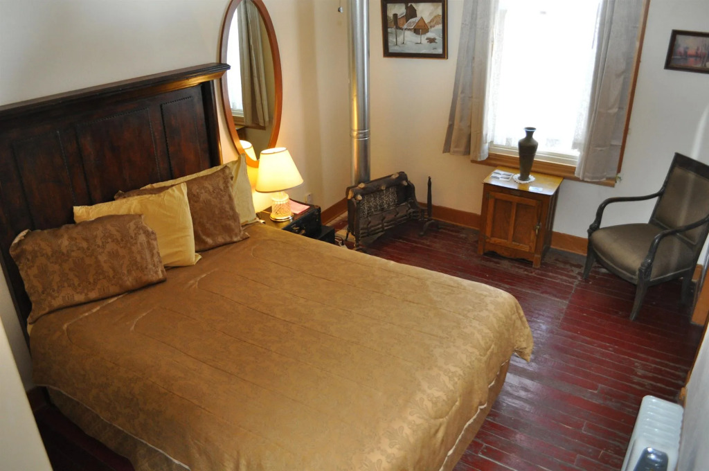 The Historic Grand Canyon Hotel
