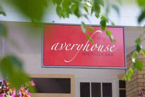 Avery House B&B