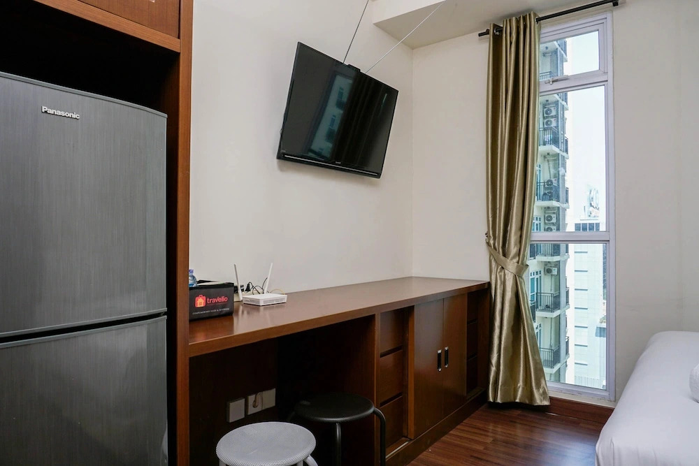 Homey Fully Furnished Studio Puri Orchard Apartment