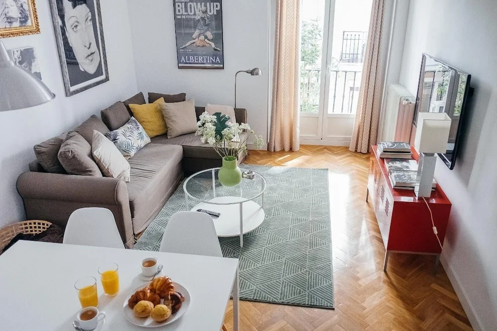Iakai Homes Antonioni
