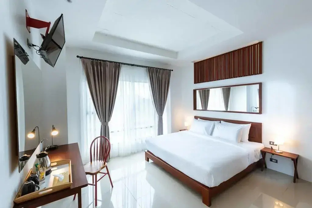 S 2 Modern Boutique Hotel