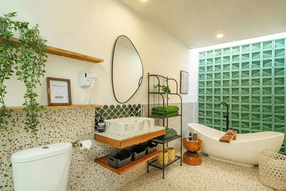 Tropical 1BR Private Pool Villa, 8 mins to beach In Uluwatu