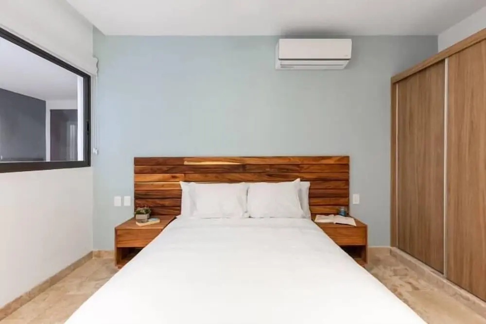 Apartments near the beach pool and gym